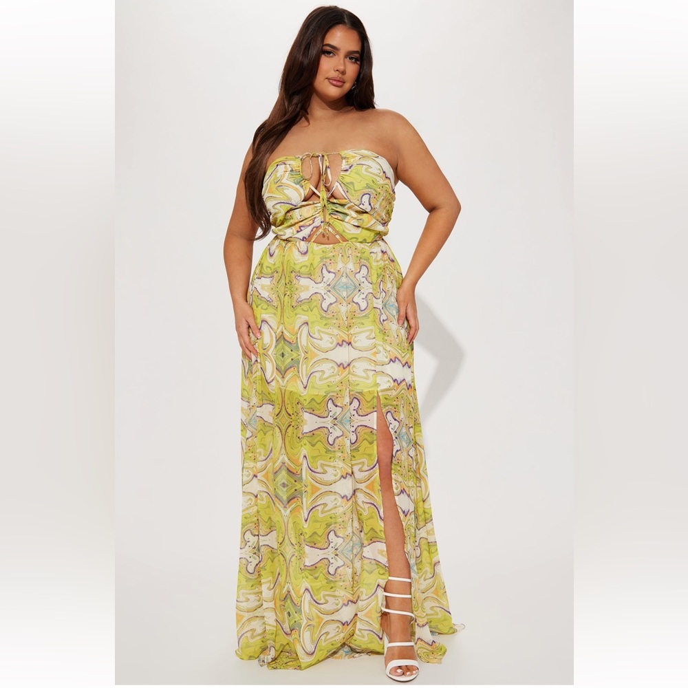 Fashion Nova - Paradise Escape Maxi Dress